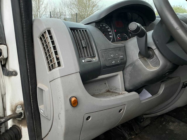 2010 fiat ducato 3 zijdelingse kipper van scatollini bedrijfswagen - afbeelding 7 van  39
