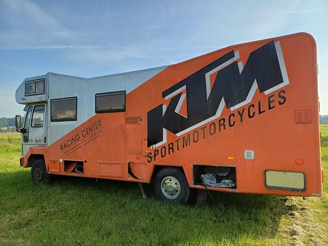 2010 ford cargo gestript (geen motor!) - afbeelding 1 van  12