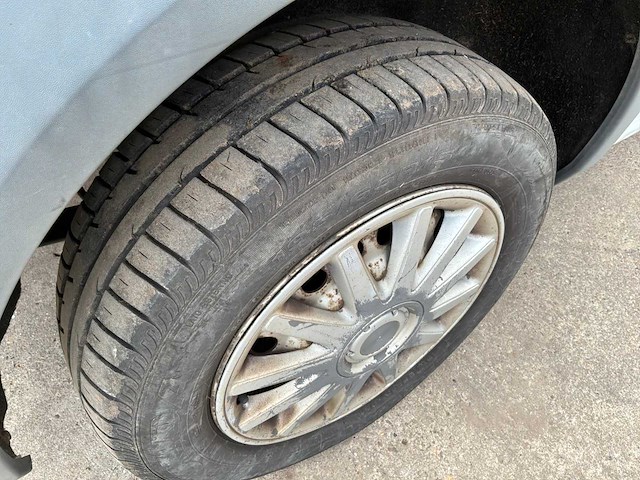 2010 ford connect lichte vrachtwagen - afbeelding 4 van  13