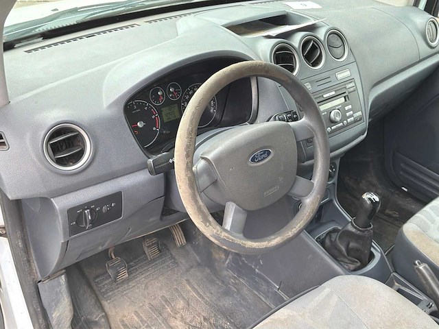 2010 ford connect lichte vrachtwagen - afbeelding 17 van  33