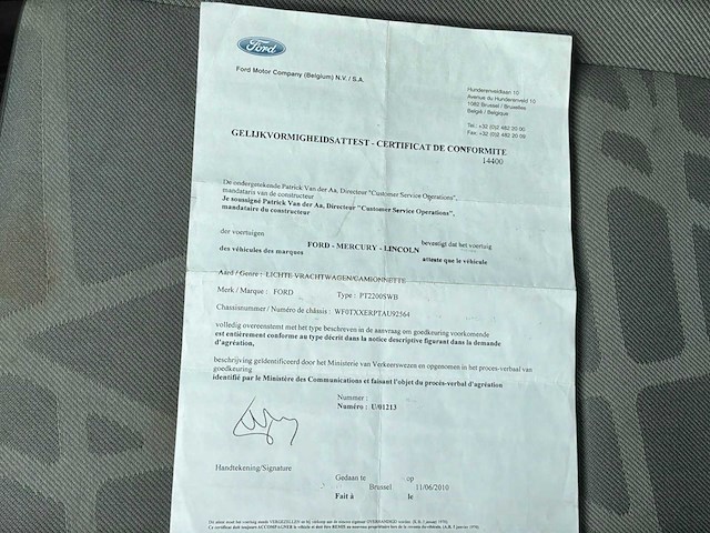 2010 ford connect lichte vrachtwagen - afbeelding 9 van  13