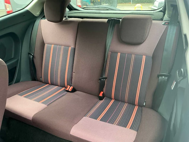 2010 ford fiesta hatchback personenauto - afbeelding 13 van  23