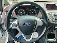 2010 ford fiesta hatchback personenauto - afbeelding 8 van  23