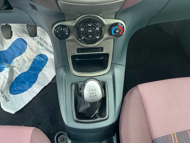 2010 ford fiesta hatchback personenauto - afbeelding 10 van  23