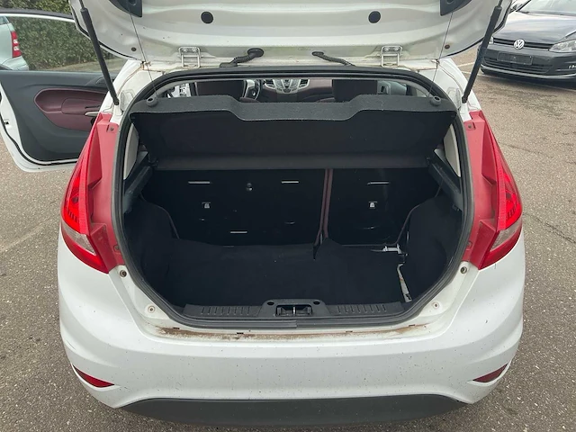 2010 ford fiesta hatchback personenauto - afbeelding 12 van  23