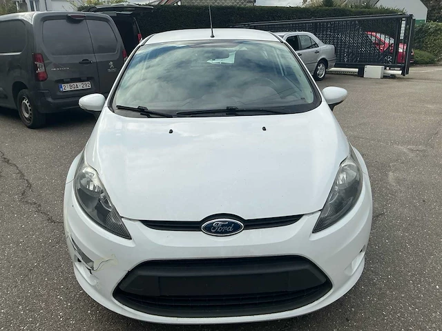 2010 ford fiesta hatchback personenauto - afbeelding 19 van  23