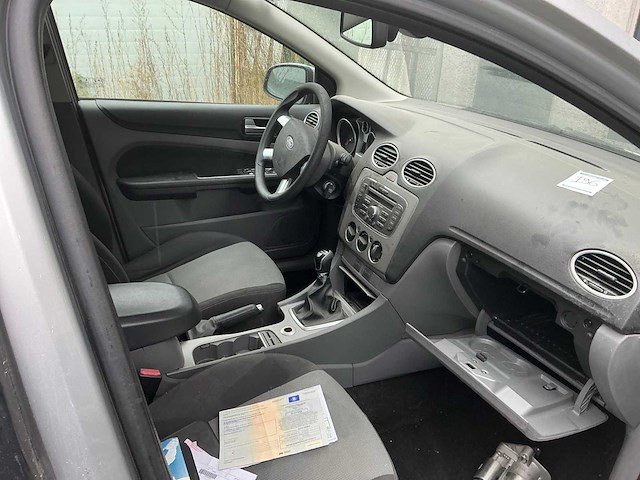 2010 ford focus personenauto - afbeelding 9 van  9