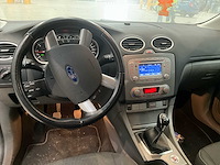 2010 ford focus personenauto - afbeelding 3 van  26