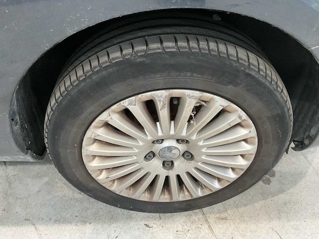 2010 ford focus personenauto - afbeelding 14 van  26