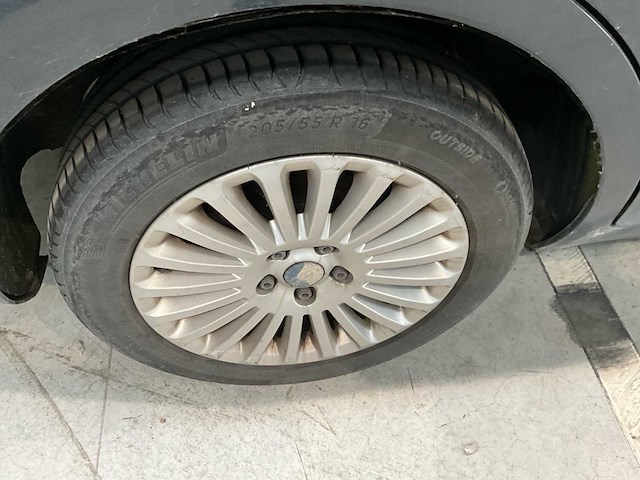 2010 ford focus personenauto - afbeelding 13 van  26
