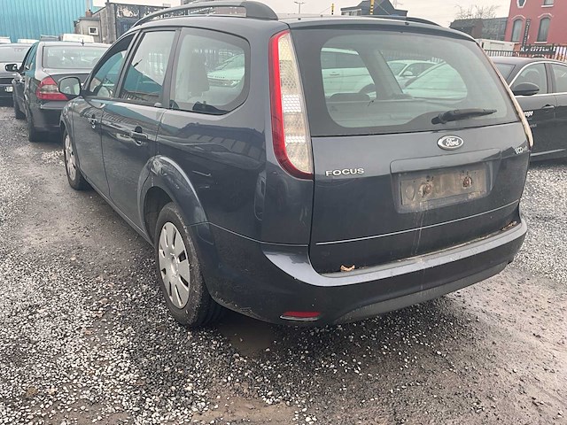 2010 ford focus - afbeelding 19 van  22