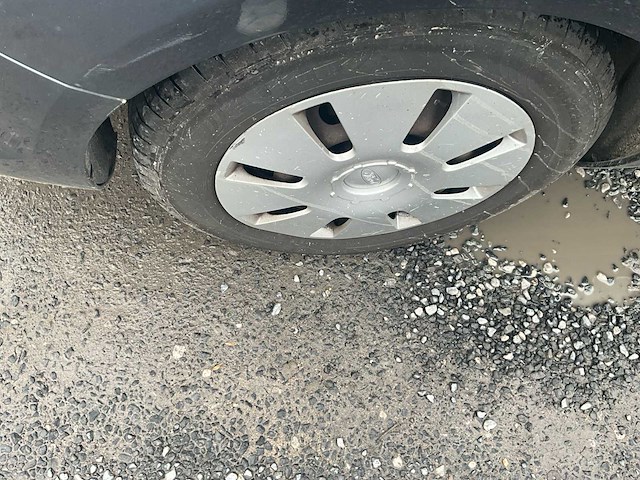 2010 ford focus - afbeelding 22 van  22