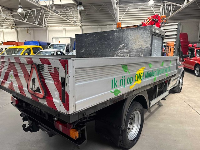 2010 ford transit benzine / cng - kraan + steunpoten - afbeelding 2 van  23