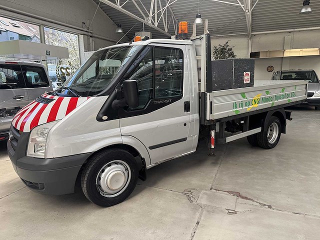 2010 ford transit benzine / cng - kraan + steunpoten - afbeelding 16 van  19