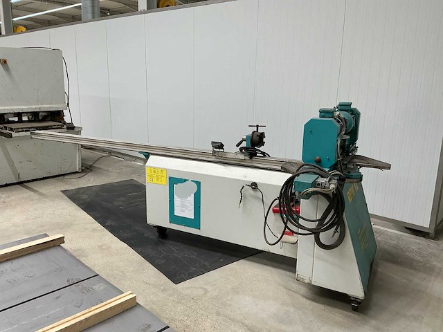 2010 hebo rbv12 draai - freesmachine - afbeelding 5 van  12