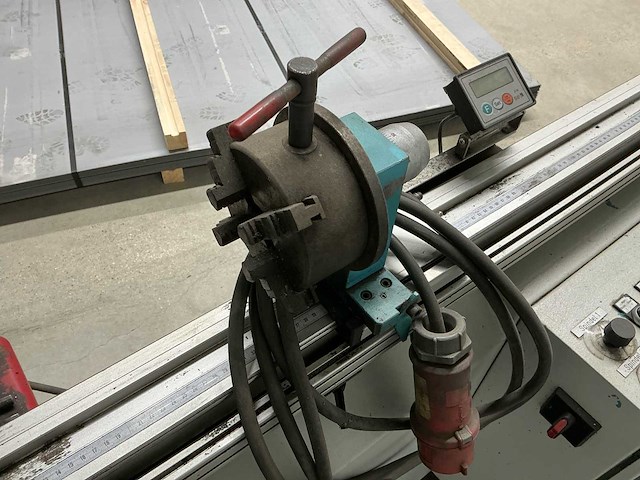 2010 hebo rbv12 draai - freesmachine - afbeelding 12 van  12