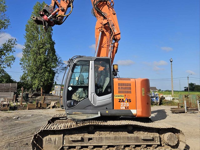 2010 hitachi zx225uslc-3 rupsgraafmachine - afbeelding 10 van  14