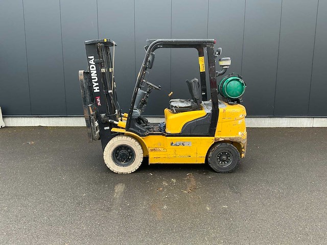 2010 hyundai 25l-7 vorkheftruck - afbeelding 1 van  14