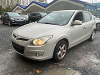 2010 hyundai i30 personenauto - afbeelding 1 van  18
