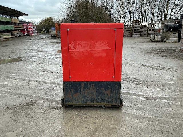 2010 hyw-45 t5 noodstroomaggregaat - afbeelding 12 van  24