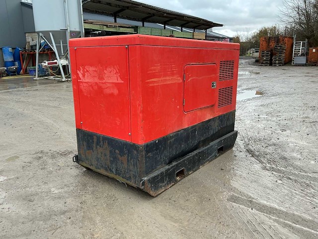 2010 hyw-45 t5 noodstroomaggregaat - afbeelding 18 van  24