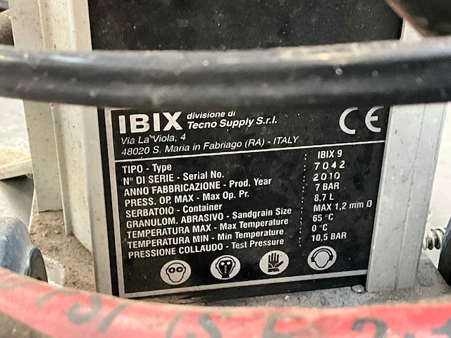 2010 ibix 9 zandstraalketel - afbeelding 5 van  7