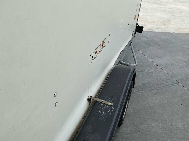 2010 ifor williams bv126g gesloten dubbelasser geremd aanhangwagen - afbeelding 30 van  36