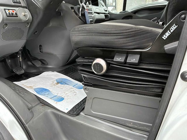 2010 iveco dagelijkse takelwagen - afbeelding 19 van  50