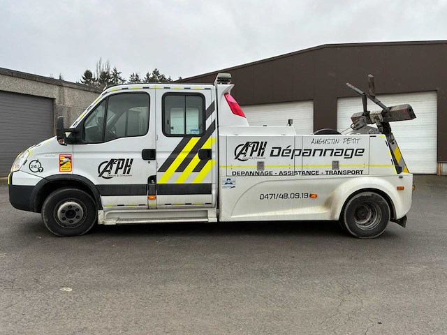 2010 iveco dagelijkse takelwagen - afbeelding 12 van  50