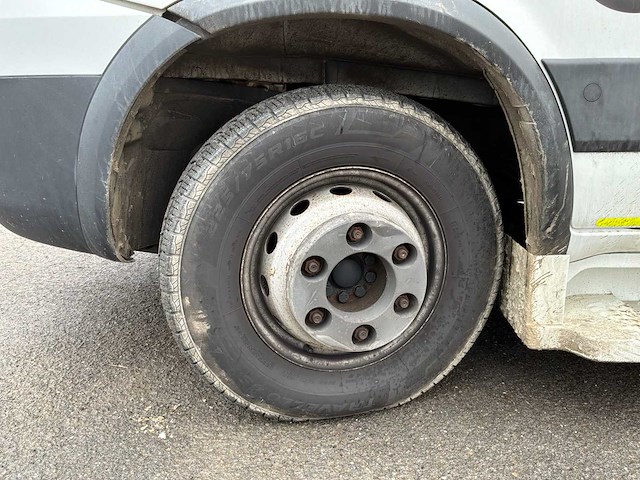 2010 iveco dagelijkse takelwagen - afbeelding 46 van  50