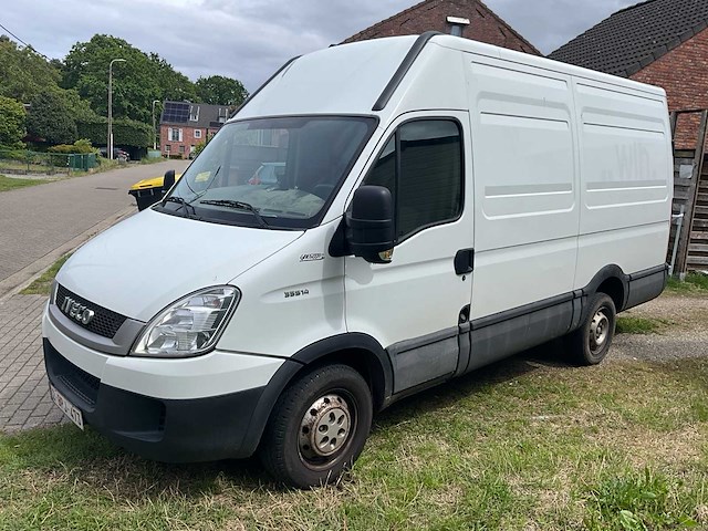 2010 iveco daily - trekhaak - afbeelding 1 van  59