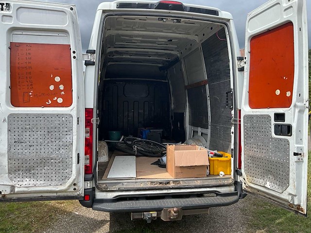 2010 iveco daily - trekhaak - afbeelding 21 van  59