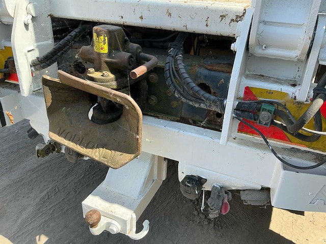 2010 iveco eurocargo vrachtwagen - afbeelding 27 van  28