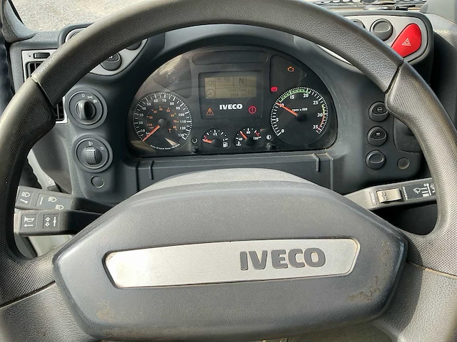 2010 iveco ml 130e 25d vrachtwagen met ang containerhaaksysteem en laadbak - afbeelding 2 van  41