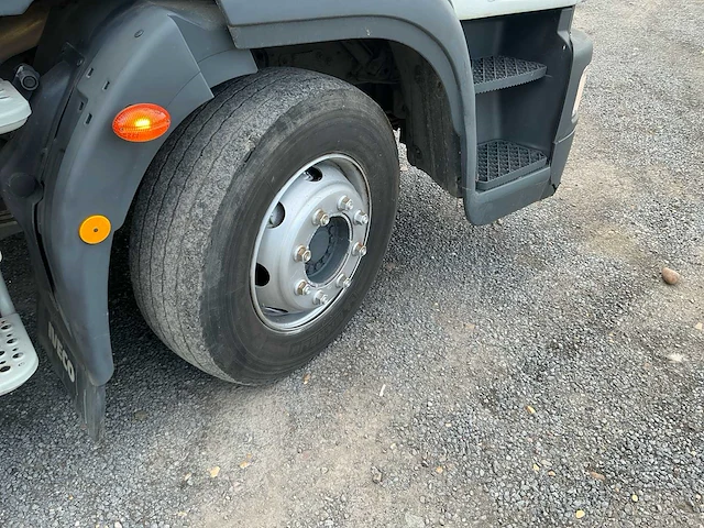2010 iveco ml 130e 25d vrachtwagen met ang containerhaaksysteem en laadbak - afbeelding 29 van  41