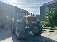 2010 jcb fastrac hmv 8250 vierwielaangedreven landbouwtractor - afbeelding 12 van  17
