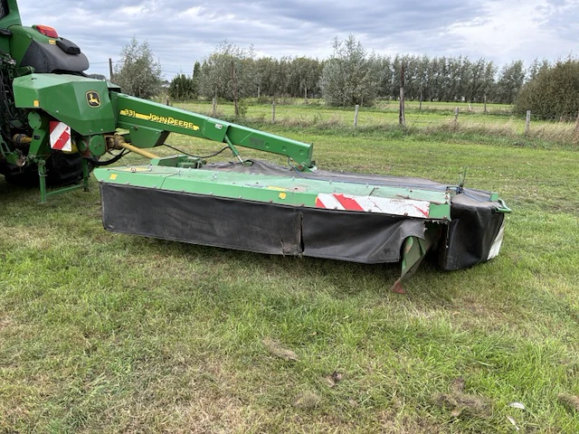 2010 john deere 331 schijvenmaaier met kneuzer - afbeelding 8 van  14