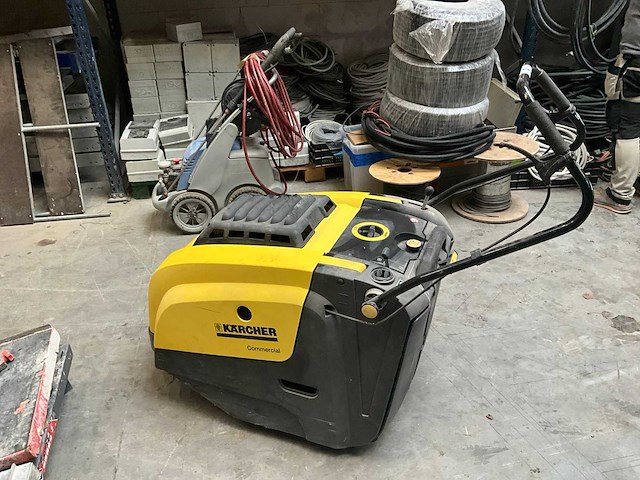 2010 kärcher km 75/40 w veegmachine - afbeelding 1 van  10