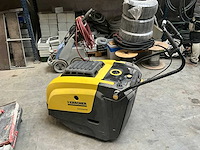 2010 kärcher km 75/40 w veegmachine