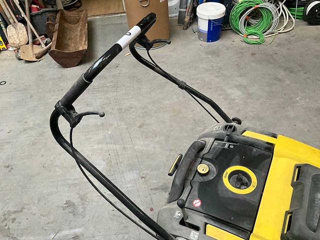 2010 kärcher km 75/40 w veegmachine - afbeelding 7 van  10