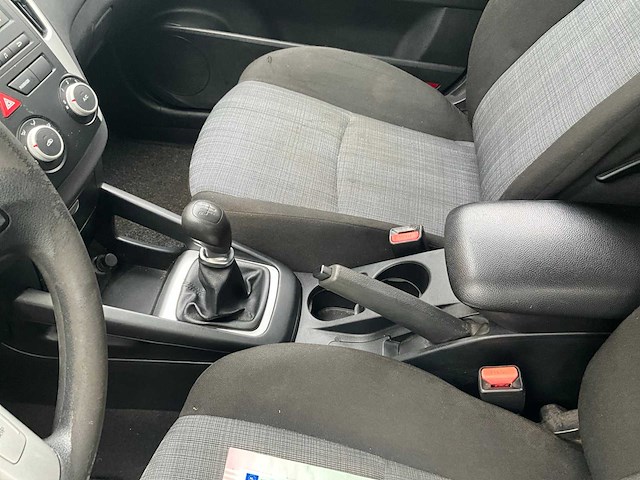 2010 kia ceed personenauto - afbeelding 3 van  19