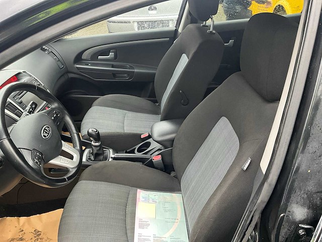 2010 kia ceed personenauto - afbeelding 17 van  18