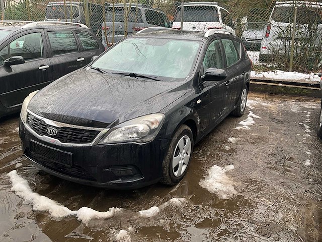2010 kia ceed personenauto - afbeelding 1 van  16