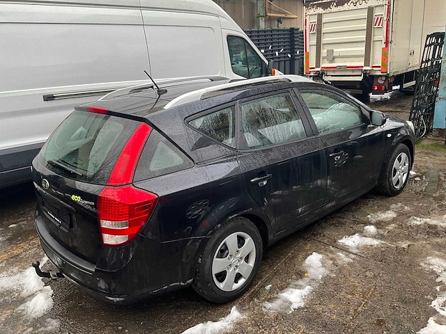 2010 kia ceed personenauto - afbeelding 4 van  16