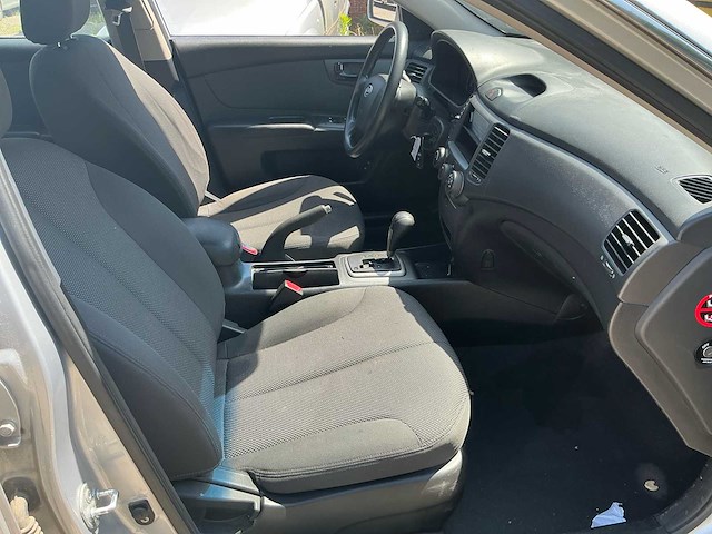 2010 kia magentis - optima - mg personenauto - afbeelding 19 van  43