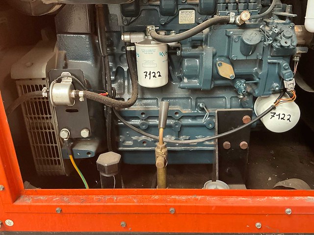 2010 kubota ac3200q stroomgenerator - afbeelding 11 van  25