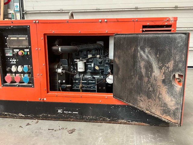 2010 kubota ac3200q stroomgenerator - afbeelding 9 van  25