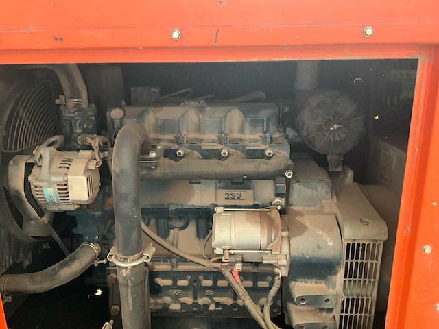 2010 kubota ac3200q stroomgenerator - afbeelding 11 van  13