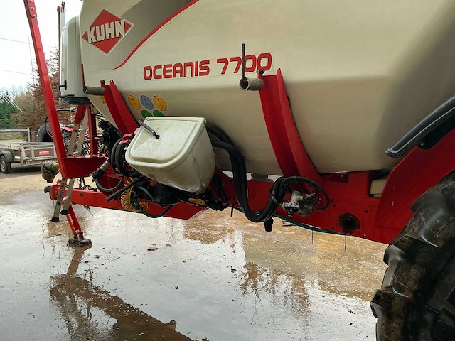 2010 kuhn oceanis 7700 veldspuit - afbeelding 3 van  91