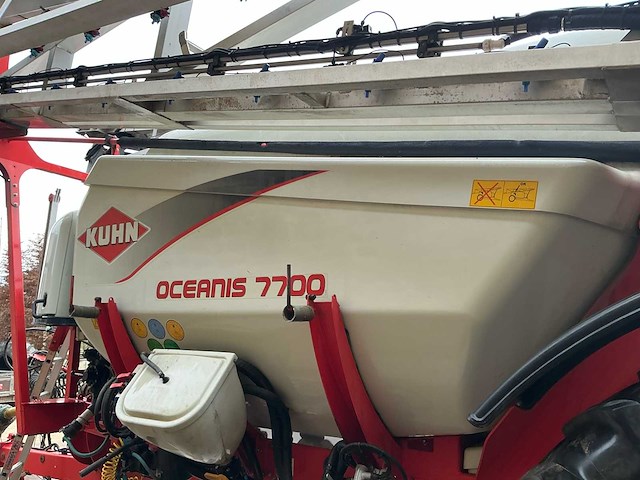 2010 kuhn oceanis 7700 veldspuit - afbeelding 4 van  91